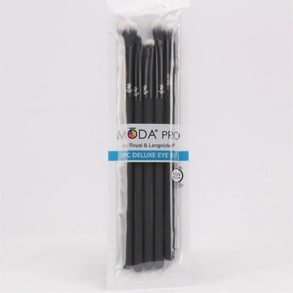 NWT Moda Pro Makeup Deluxe Brush Set 5 Pcs